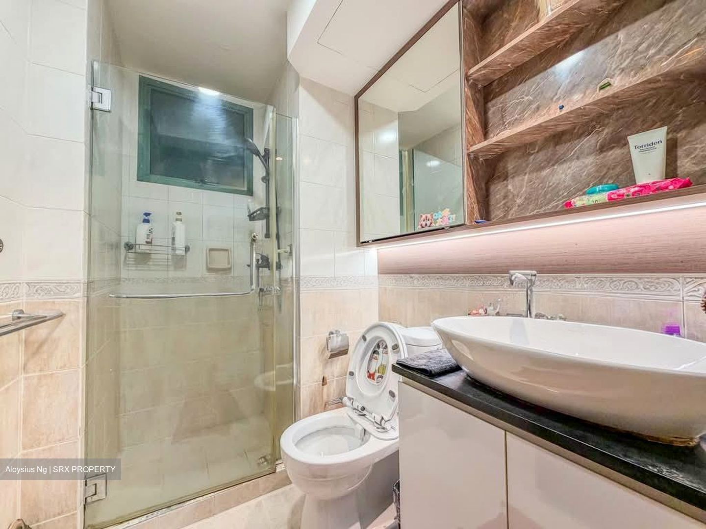 Palm Gardens (D23), Condominium #585562291